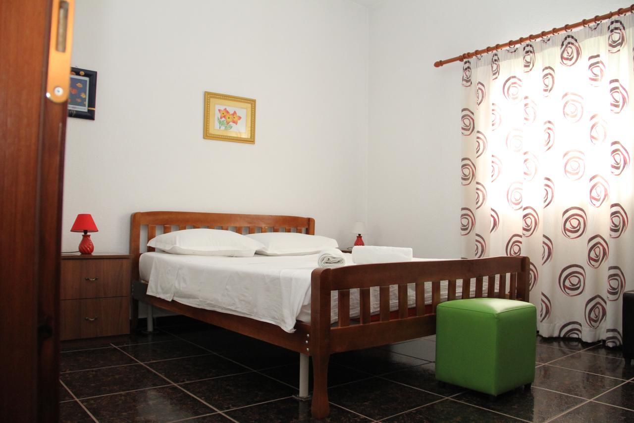 Hotel Italia Tirana Exterior photo